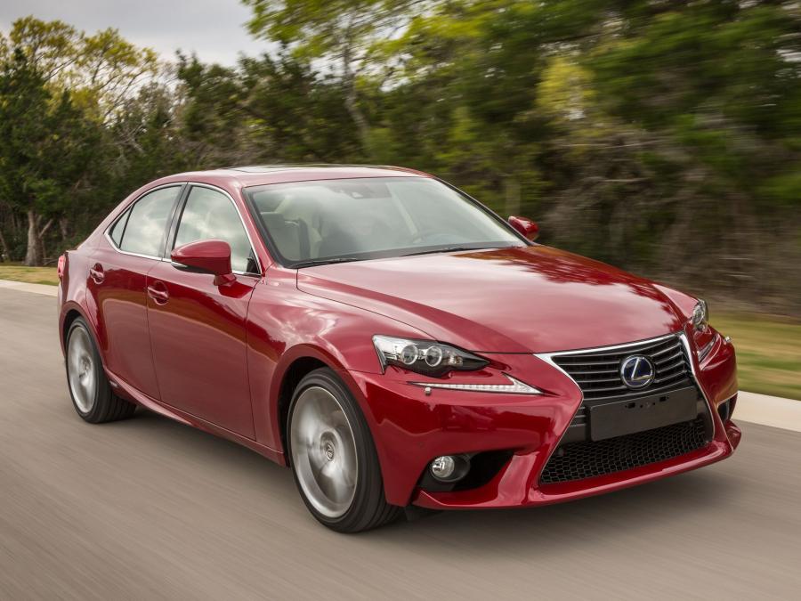  Lexus IS300h 2013 года  (EU) (фото 2 из 16)